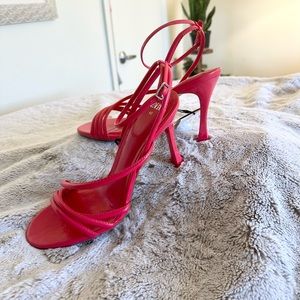 ZARA SANDALS. Size 40/8.5-9.